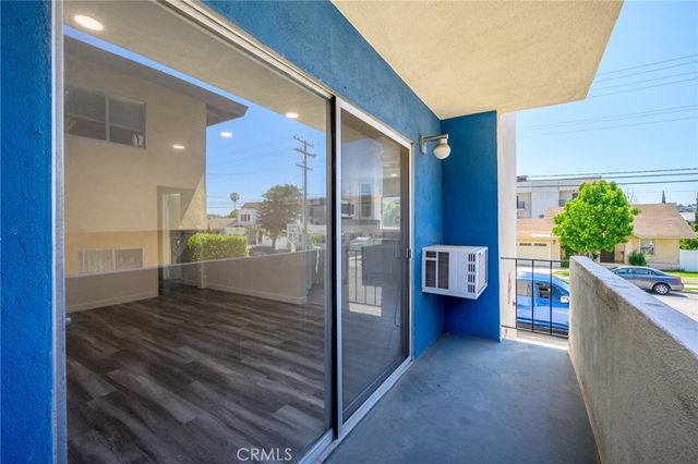 1025 E Lomita Avenue 5, Glendale, CA 91205