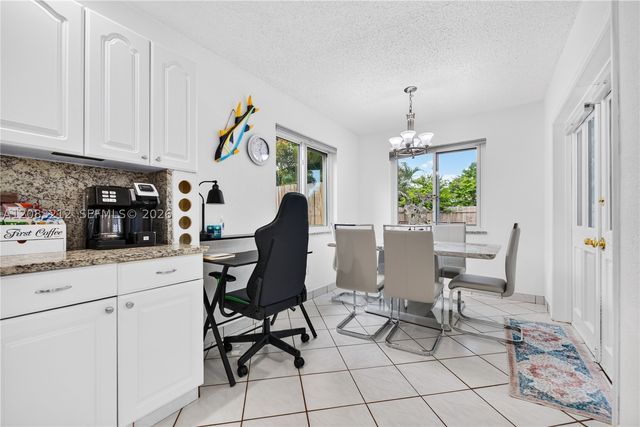 22682 SW 65th Ave, Boca Raton, FL 33428