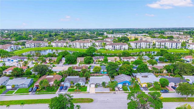 22682 SW 65th Ave, Boca Raton, FL 33428