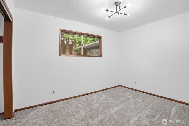 2305 Burcham Street, Kelso, WA 98626