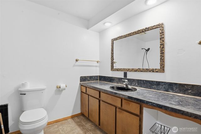 2305 Burcham Street, Kelso, WA 98626