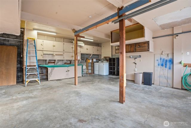 2305 Burcham Street, Kelso, WA 98626