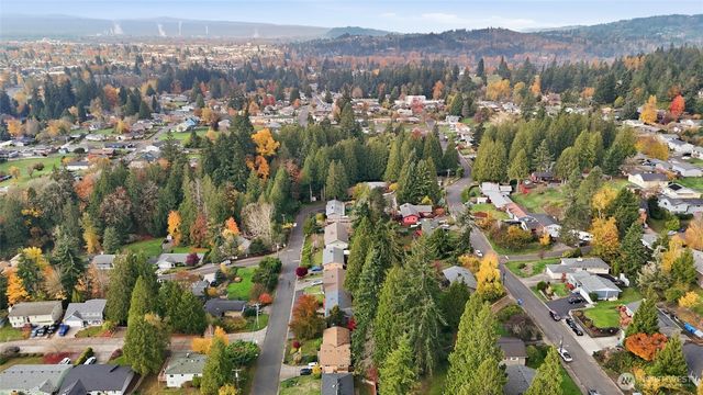 2305 Burcham Street, Kelso, WA 98626