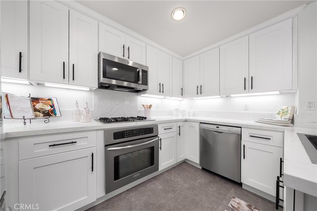 191 Lockford, Irvine, CA 92602