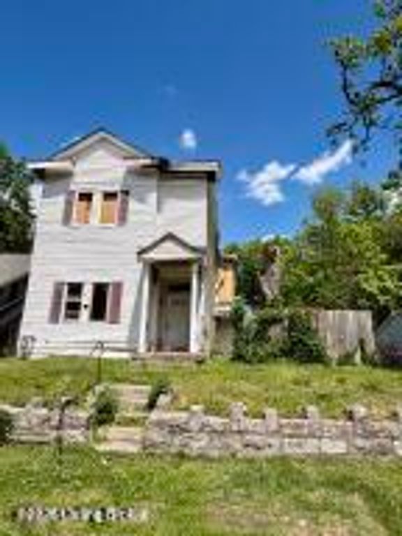 2523 Saint Xavier St, Louisville, KY 40212