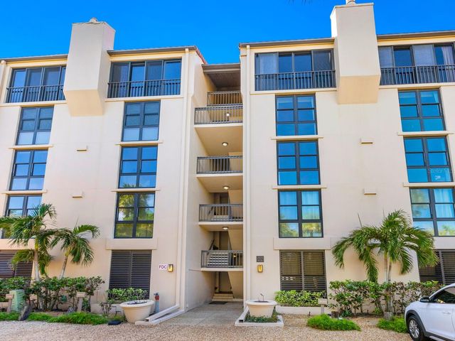 22 SANDY COVE ROAD APT 203, Sarasota, FL 34242