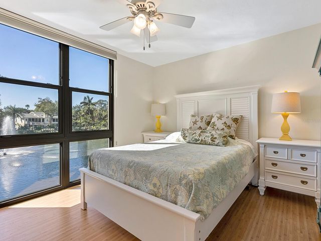 22 SANDY COVE ROAD APT 203, Sarasota, FL 34242
