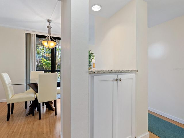 22 SANDY COVE ROAD APT 203, Sarasota, FL 34242