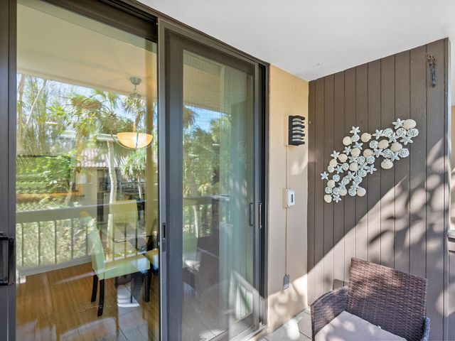 22 SANDY COVE ROAD APT 203, Sarasota, FL 34242