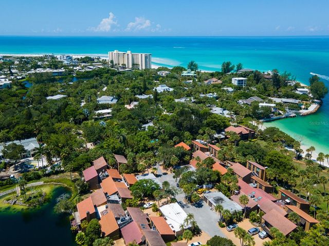 22 SANDY COVE ROAD APT 203, Sarasota, FL 34242
