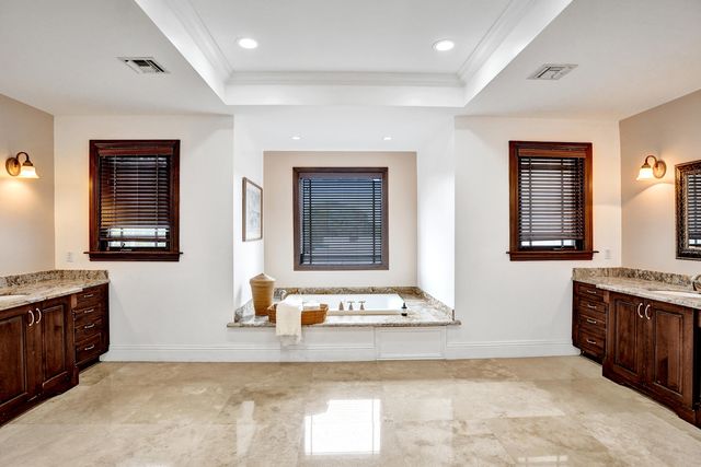 4700 NE 29th Avenue, Fort Lauderdale, FL 33308