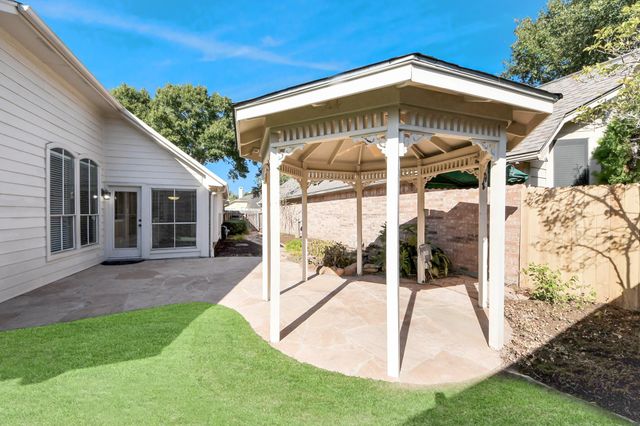 731 Avery Drive, Sugar Land, TX 77479