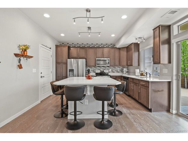 2932 Merry Rest Way, Castle Rock, CO 80109