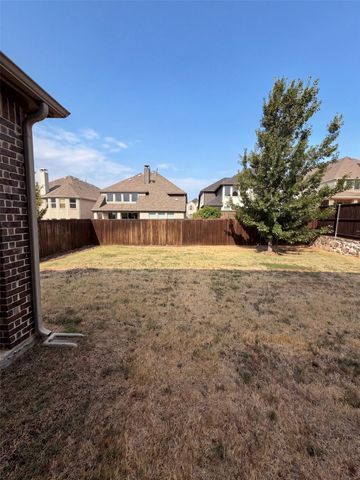 1421 Prairie Lake Court, Lewisville, TX 75010