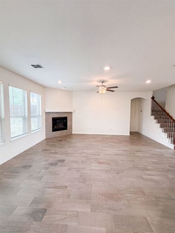 1421 Prairie Lake Court, Lewisville, TX 75010