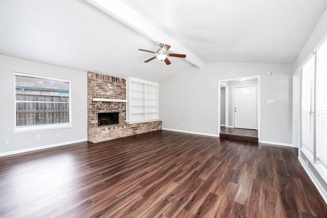 1922 Arcadia Drive, Sugar Land, TX 77498