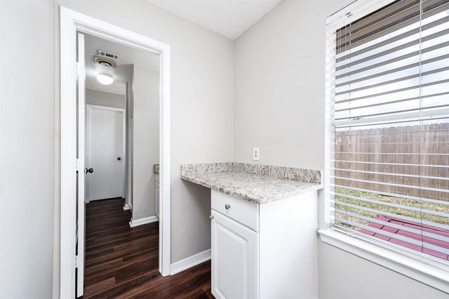 1922 Arcadia Drive, Sugar Land, TX 77498