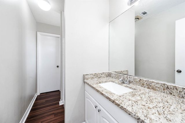 1922 Arcadia Drive, Sugar Land, TX 77498