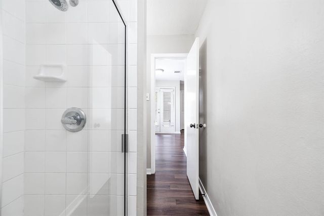 1922 Arcadia Drive, Sugar Land, TX 77498