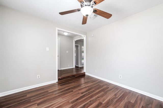 1922 Arcadia Drive, Sugar Land, TX 77498