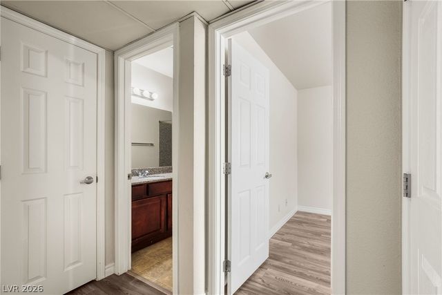 5163 Indian River Drive 220, Las Vegas, NV 89103