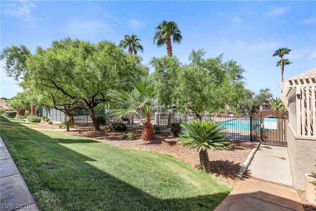5163 Indian River Drive 220, Las Vegas, NV 89103