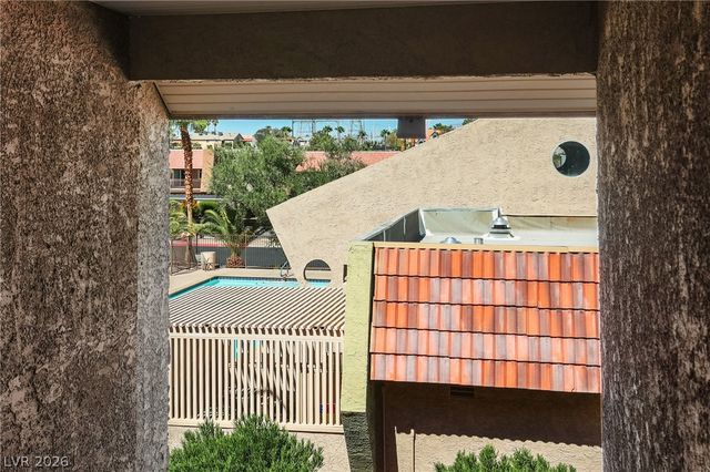5163 Indian River Drive 220, Las Vegas, NV 89103