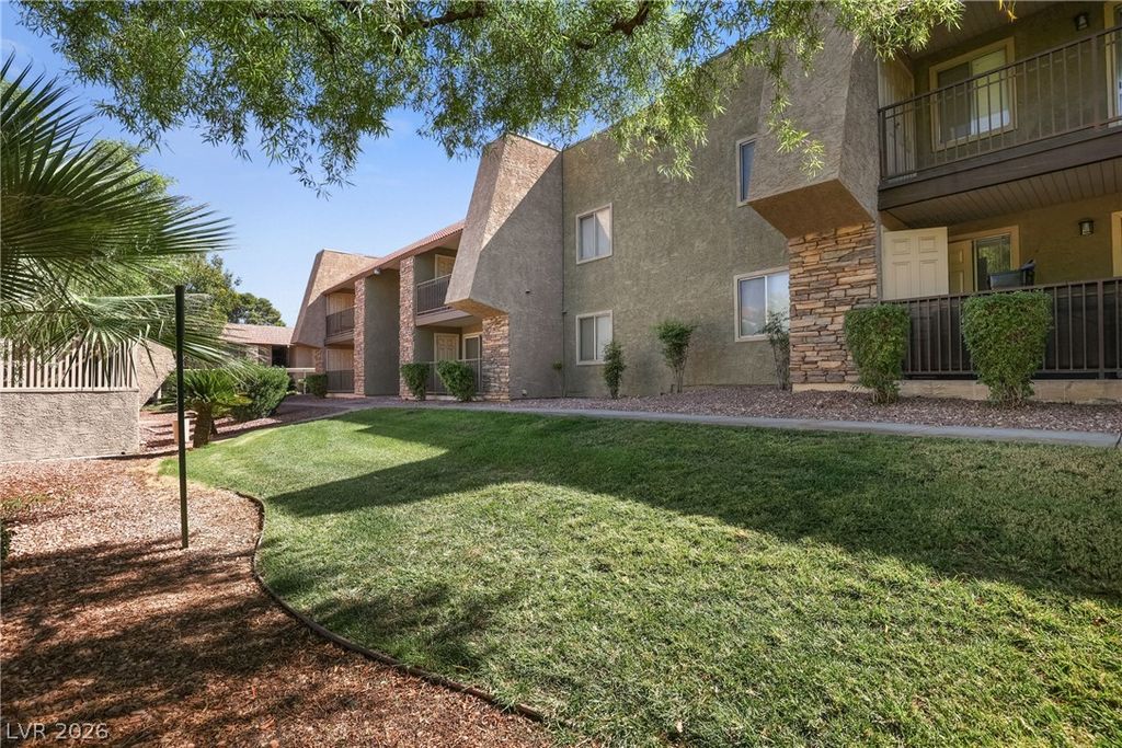 5163 Indian River Drive 220, Las Vegas, NV 89103
