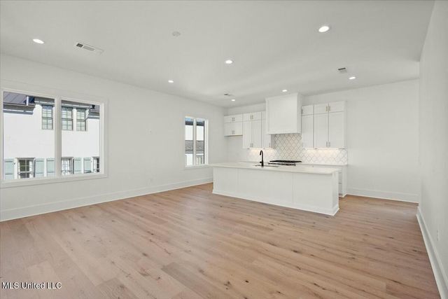 253 N Natchez Drive, 201, Madison, MS 39110