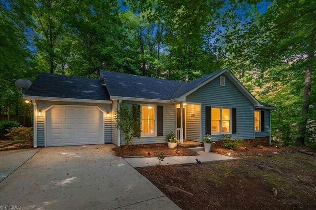 5509 Greenfield Way, Mcleansville, NC 27301