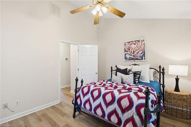 5509 Greenfield Way, Mcleansville, NC 27301