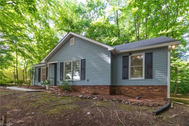 5509 Greenfield Way, Mcleansville, NC 27301