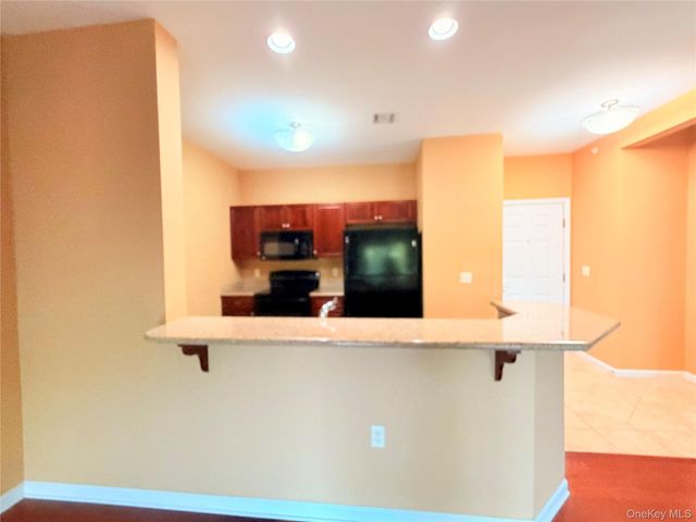 943 Tower Ridge Circle, Middletown, NY 10941