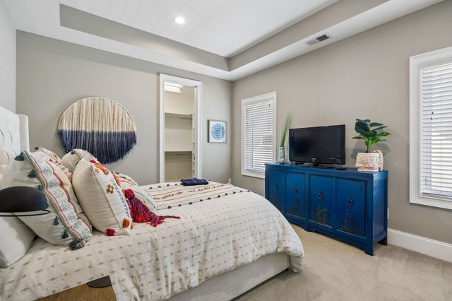 3815A Woodmont Ln, Nashville, TN 37215