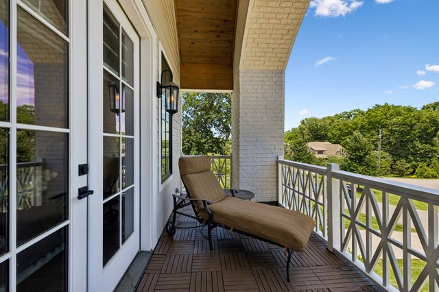 3815A Woodmont Ln, Nashville, TN 37215