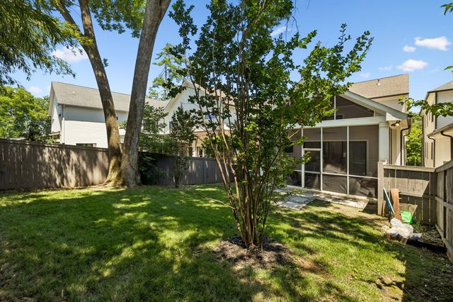 3815A Woodmont Ln, Nashville, TN 37215