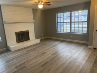 7035 Crosstimbers Lane, North Richland Hills, TX 76182