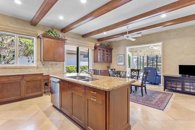 5990 SE Oakmont Place, Stuart, FL 34997