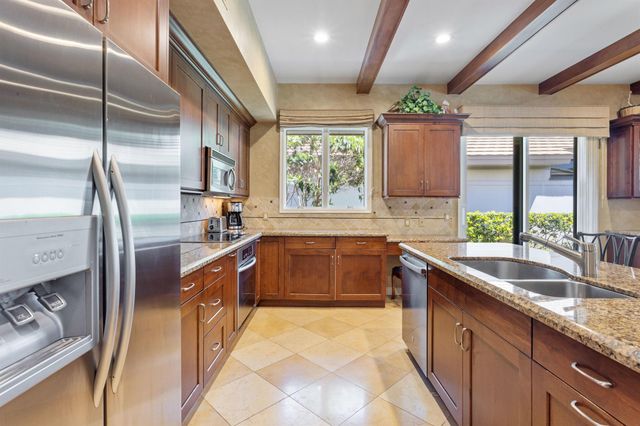 5990 SE Oakmont Place, Stuart, FL 34997