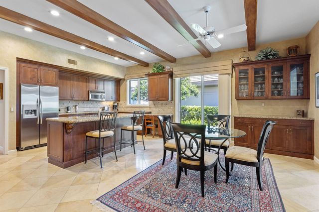 5990 SE Oakmont Place, Stuart, FL 34997
