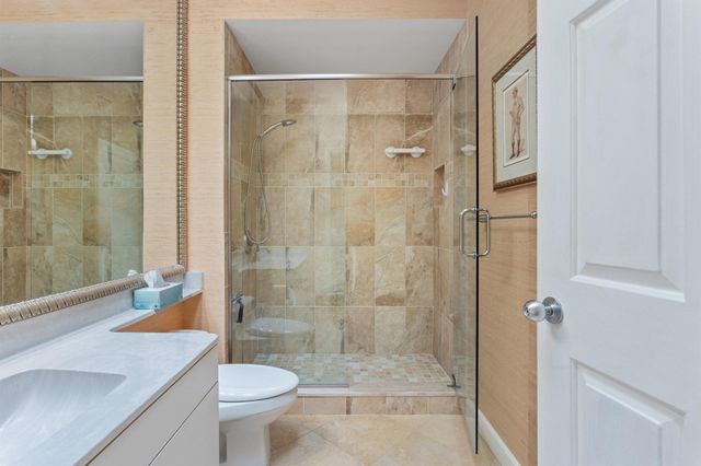 5990 SE Oakmont Place, Stuart, FL 34997