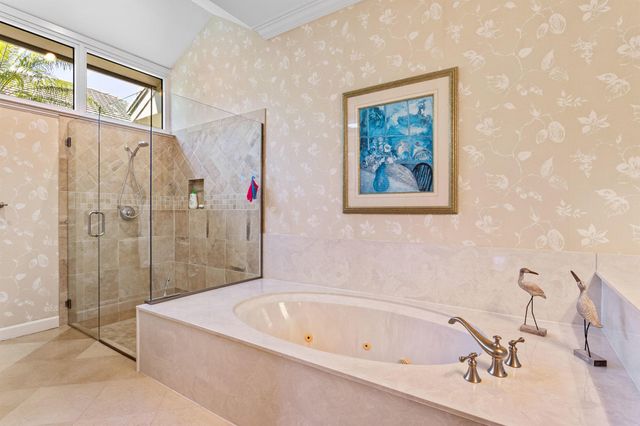 5990 SE Oakmont Place, Stuart, FL 34997