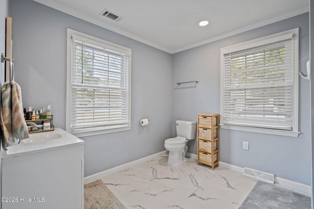109 River Drive, Southport, NC 28461