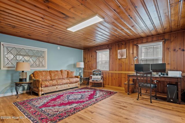 109 River Drive, Southport, NC 28461