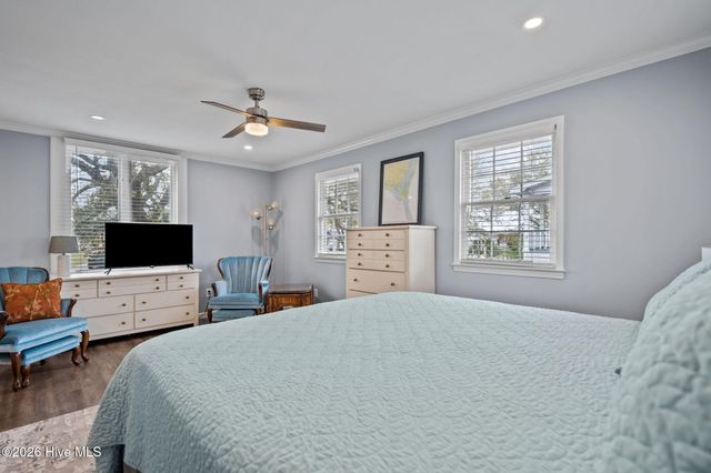 109 River Drive, Southport, NC 28461