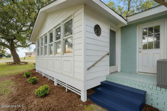 109 River Drive, Southport, NC 28461