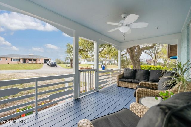 109 River Drive, Southport, NC 28461