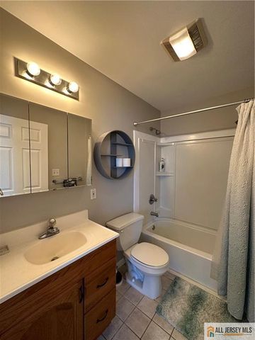 16 Albourne Street, South River, NJ 08882