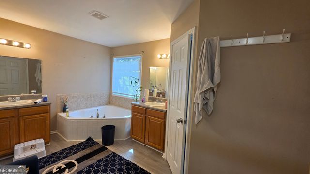 1423 Metropolitan Parkway SW, Atlanta, GA 30310