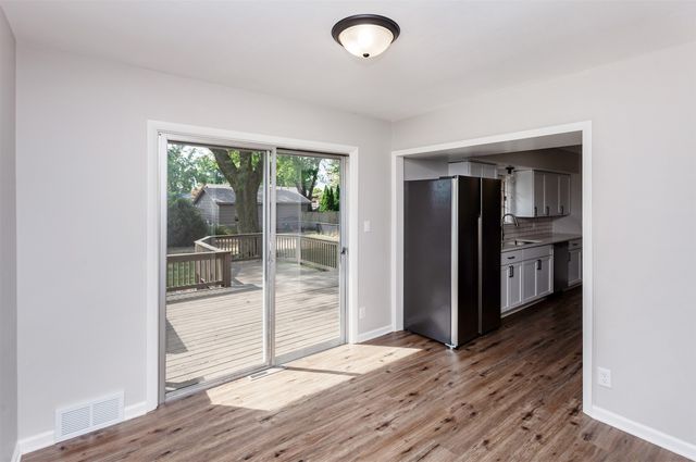 205 SE East Lawn Drive, Ankeny, IA 50021